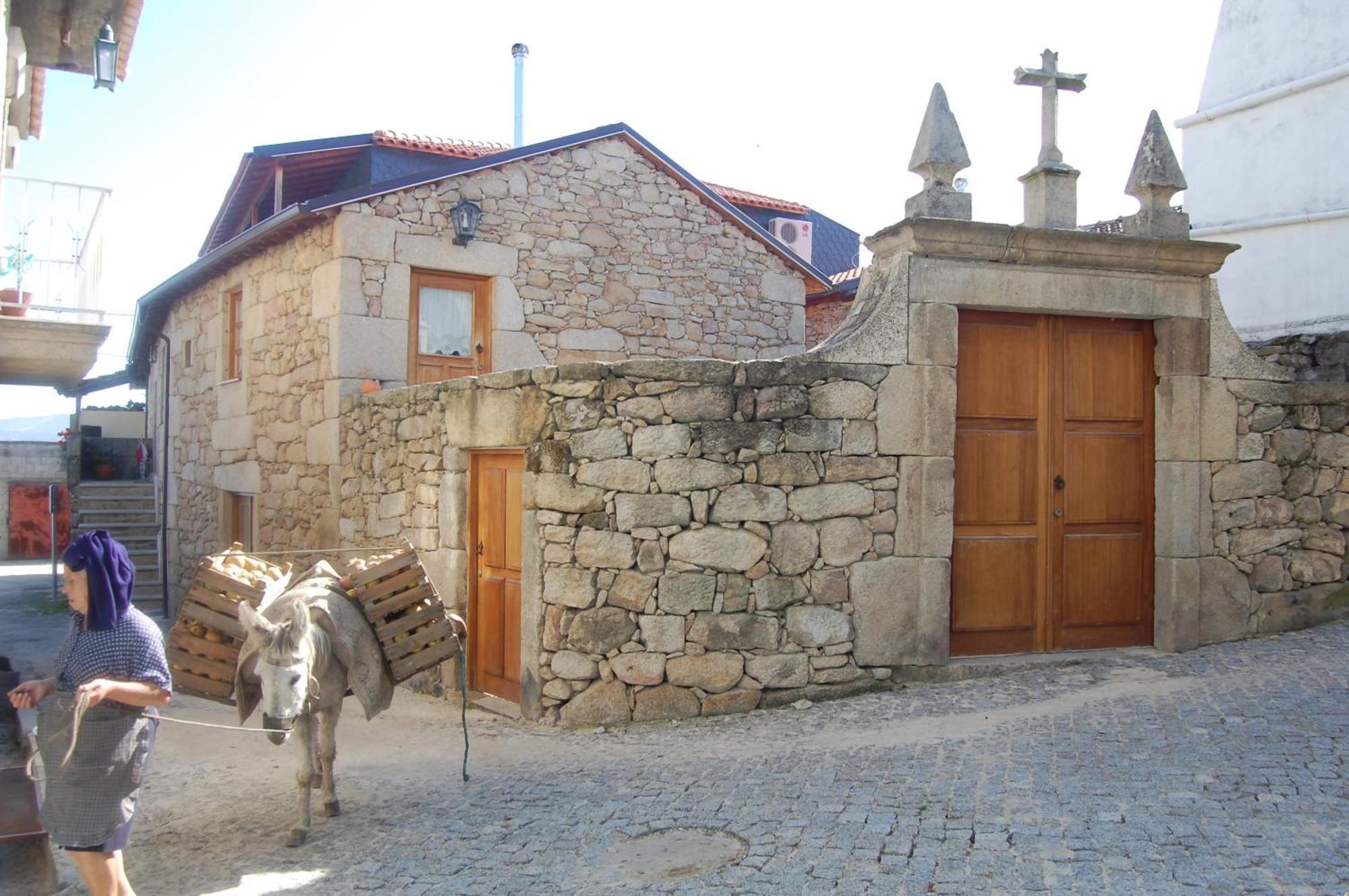 Outros Tempos Turismo De Aldeia Hotel Aricera Buitenkant foto